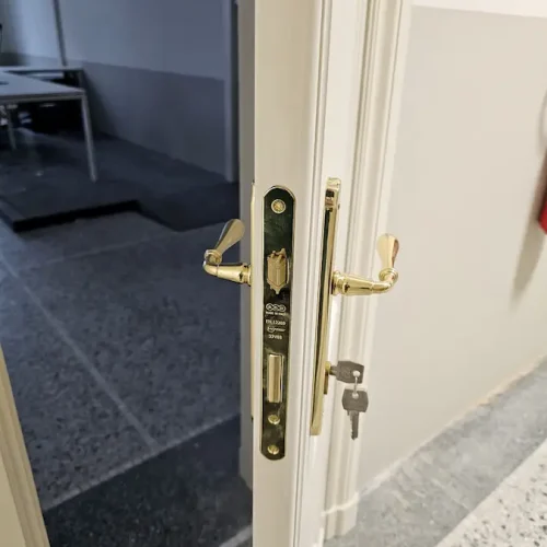 porte in legno palazzo venturi